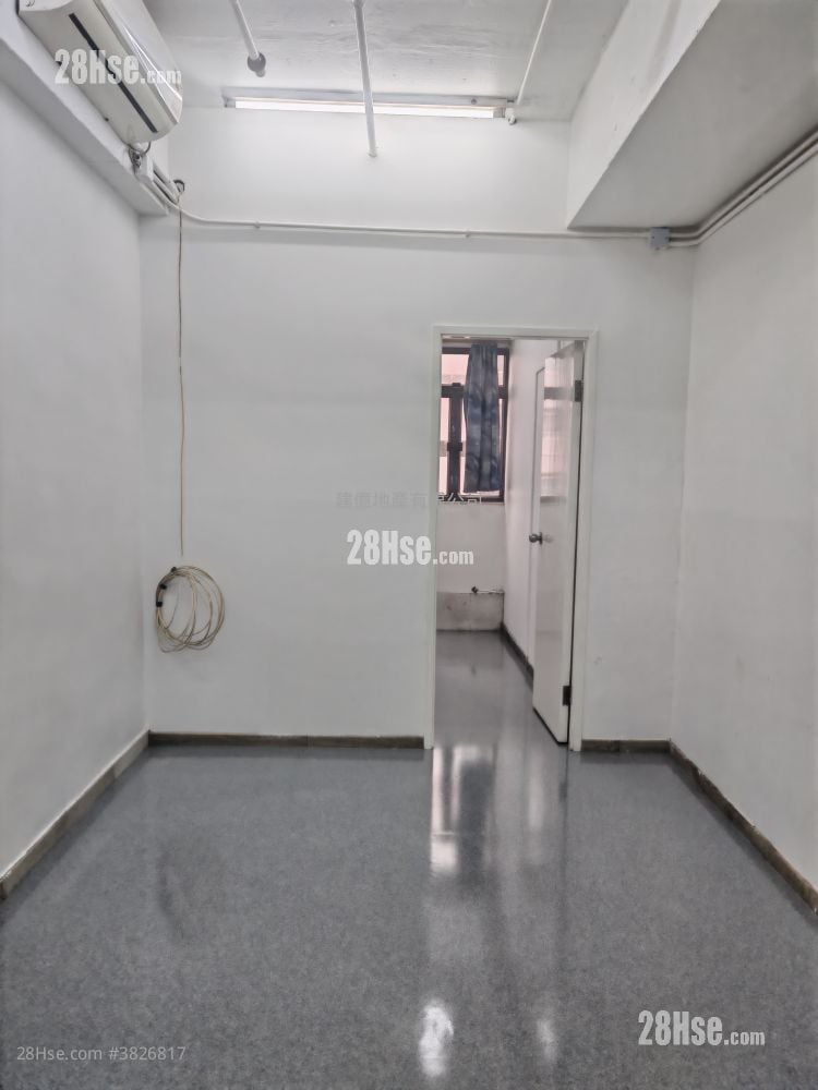 Co-Tack Industrial Building Rental Studio , 1 Toilet