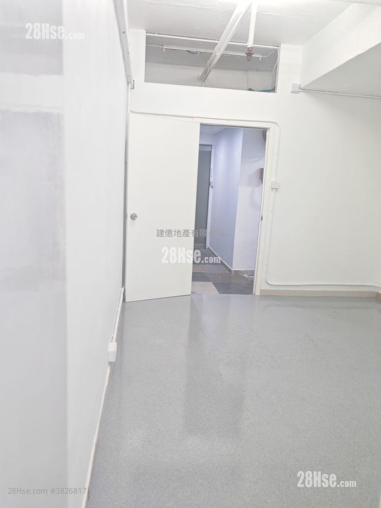 Co-Tack Industrial Building Rental Studio , 1 Toilet