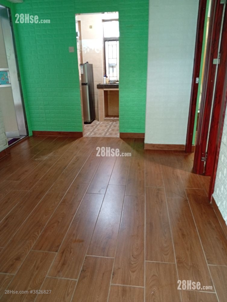 村屋 租盘 2 房 , 1 浴室 320 平方尺