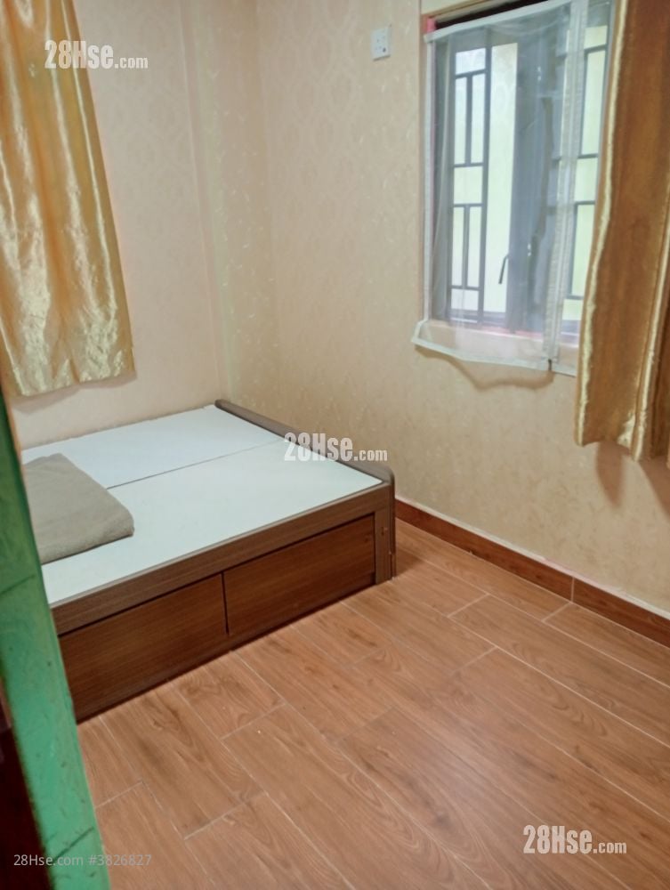 村屋 租盘 2 房 , 1 浴室 320 平方尺