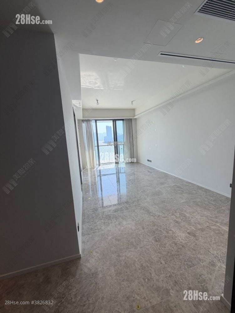 天泷 租盘 3 房 1,102 平方尺