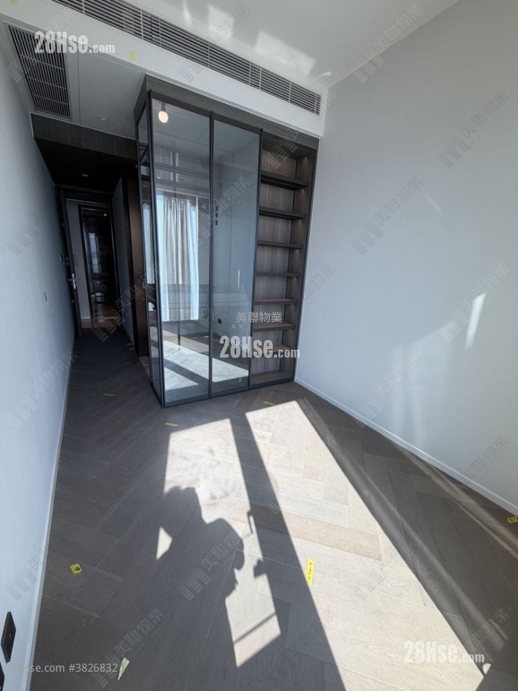 天泷 租盘 3 房 1,102 平方尺