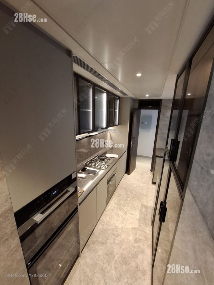 天泷 租盘 3 房 1,102 平方尺