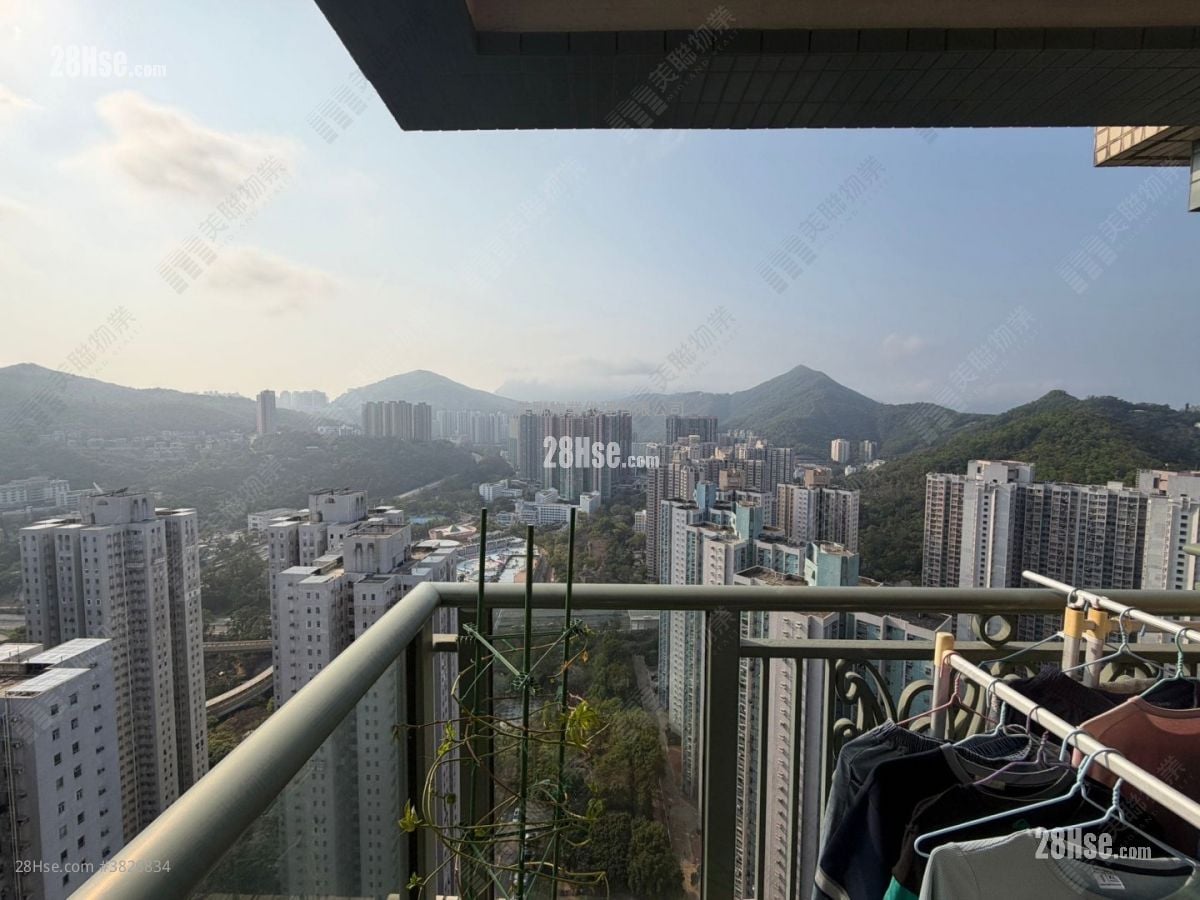 Residence Oasis Sell 3 Bedrooms , 2 Bathrooms 667 ft²