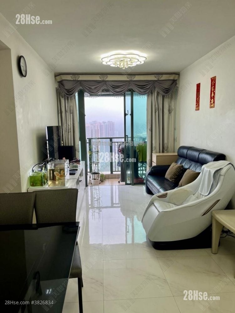 Residence Oasis Sell 3 Bedrooms , 2 Bathrooms 667 ft²