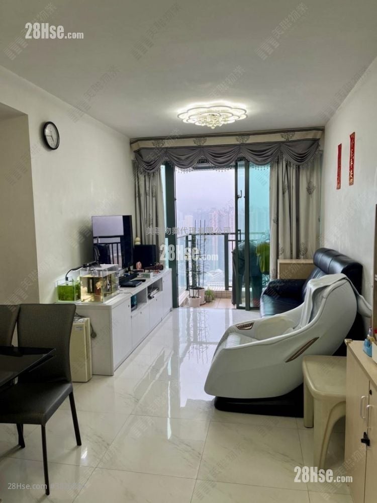 Residence Oasis Sell 3 Bedrooms , 2 Bathrooms 667 ft²