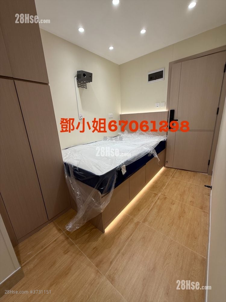 Man Ying Building Rental Studio , 1 Bathroom 150 ft²