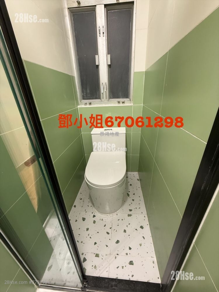 Man Ying Building Rental Studio , 1 Bathroom 150 ft²