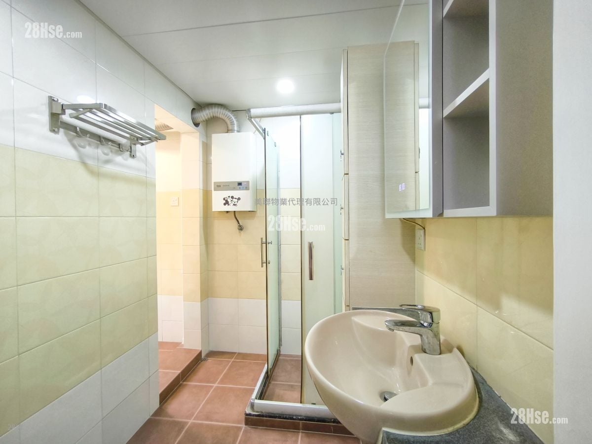 美孚新邨 售盘 2 房 , 1 浴室 556 平方尺