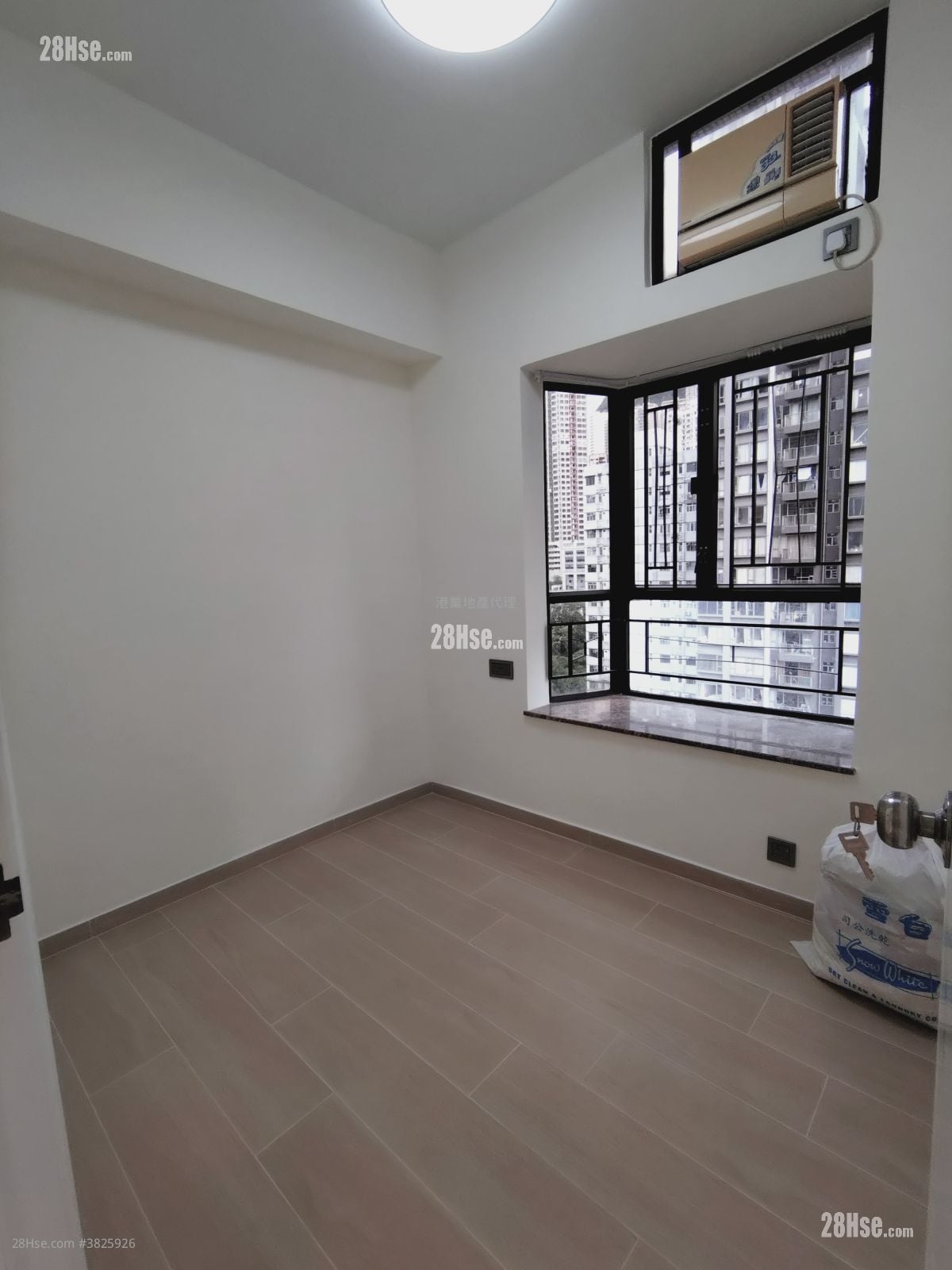 和益大厦 租盘 2 房 , 1 浴室 335 平方尺