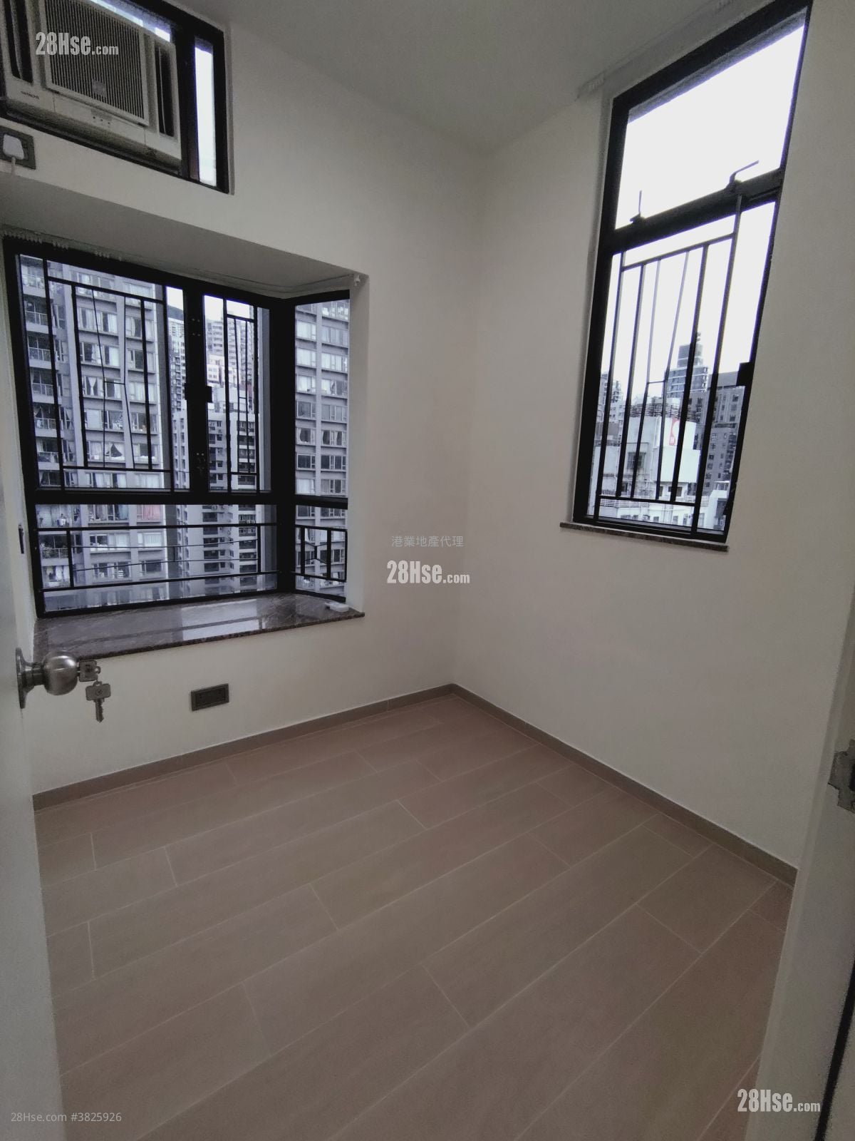 和益大厦 租盘 2 房 , 1 浴室 335 平方尺