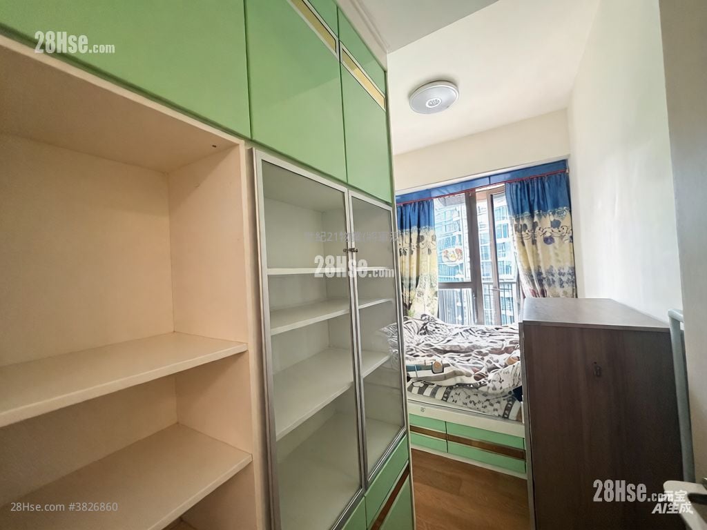 The Papillons Sell 2 Bedrooms 529 ft²