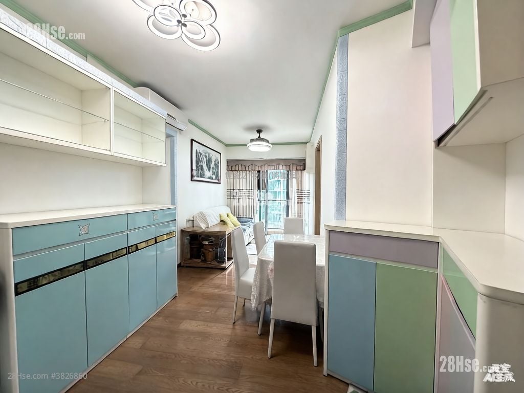 The Papillons Sell 2 Bedrooms 529 ft²