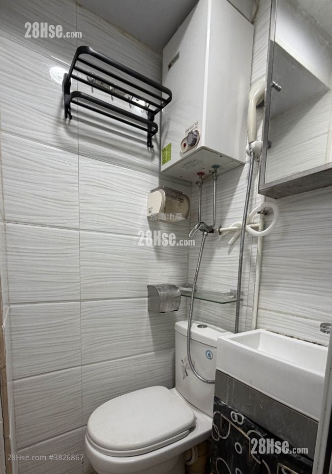 福樂大廈 租盤 開放式間隔 , 1 浴室 100 平方呎