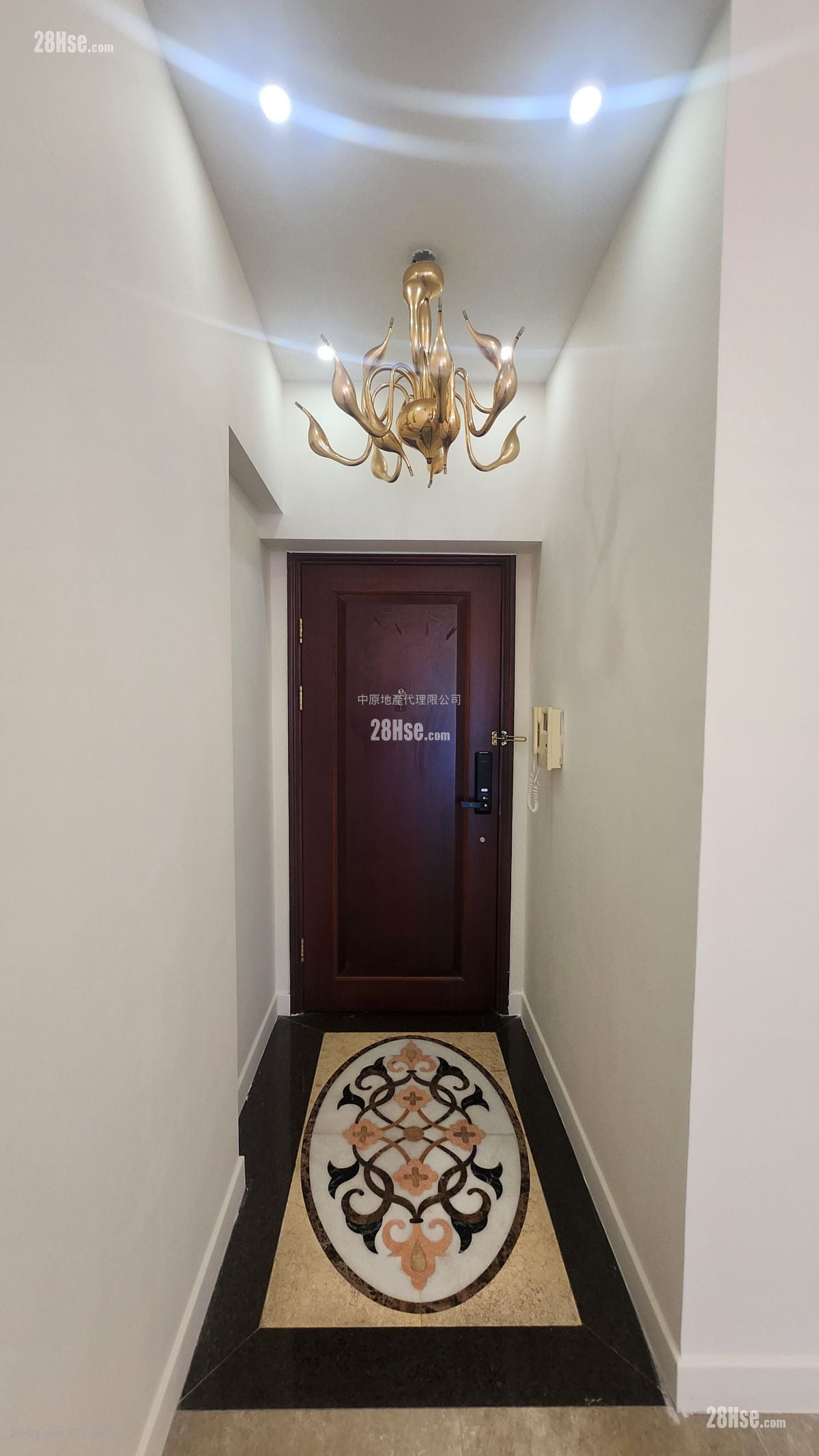 The Palazzo Rental 2 Bathrooms 913 ft²