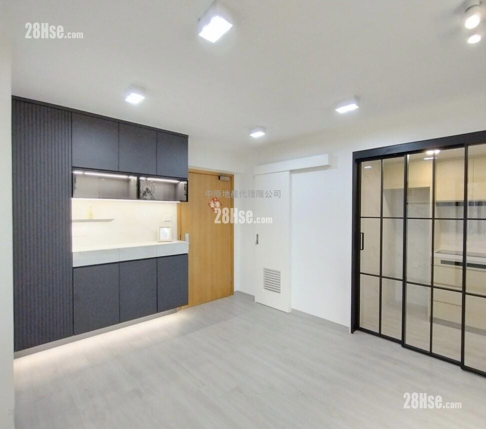 The Sherwood Sell 3 Bedrooms 568 ft²