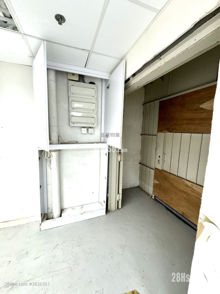 盈力工業中心 租盤 1 房 , 2 廁所