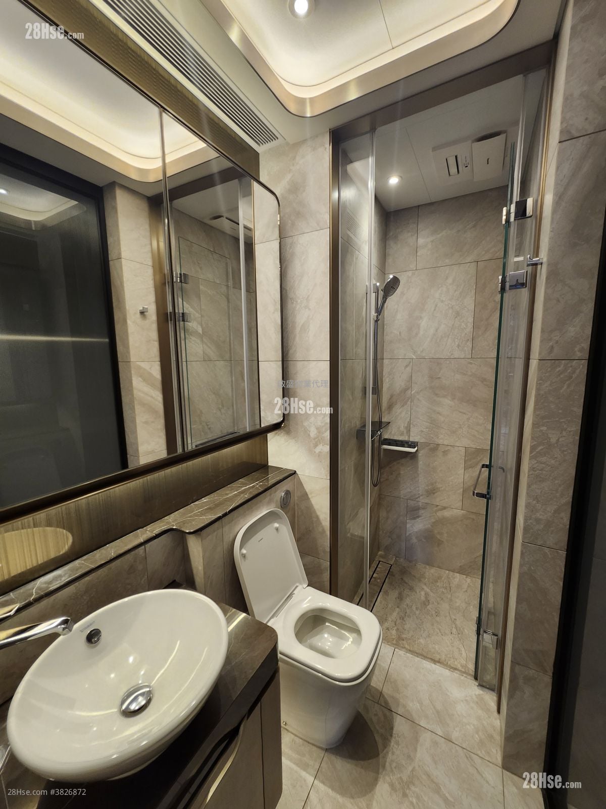 Henley Park Rental Studio , 1 Bathroom 250 ft²