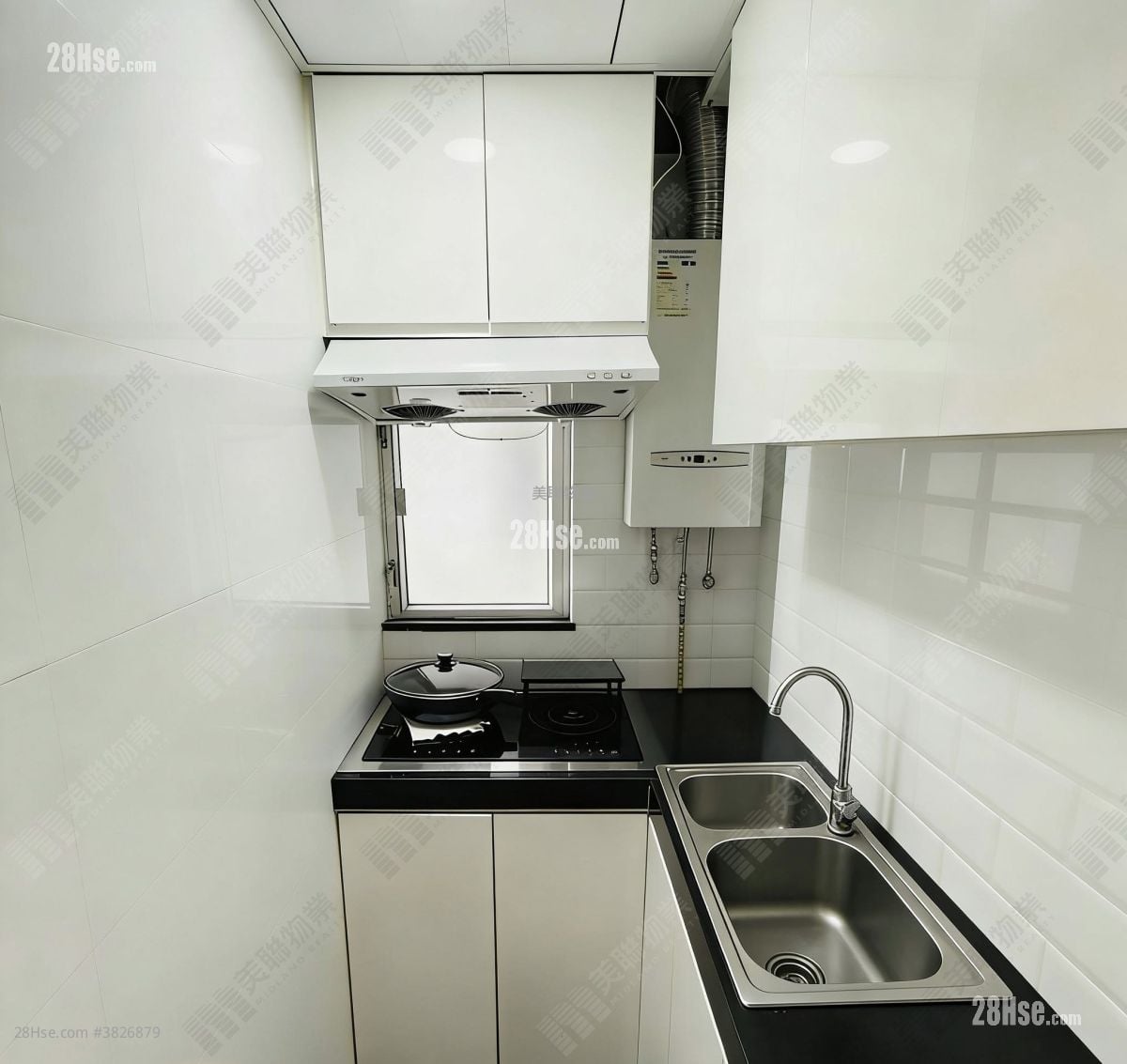 Lucky Plaza Sell 1 Bedroom , 1 Bathroom 326 ft²