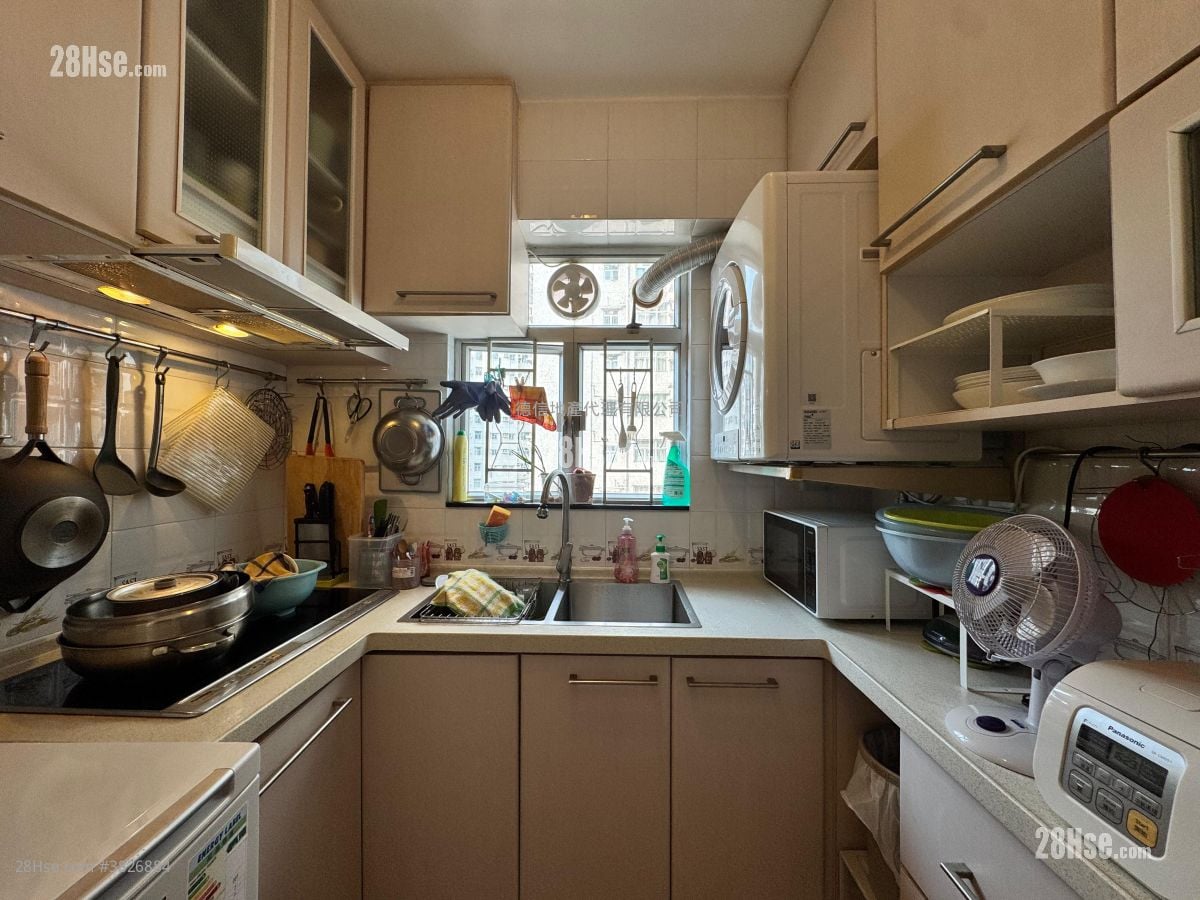 富欣花园 售盘 2 房 , 1 浴室 484 平方尺