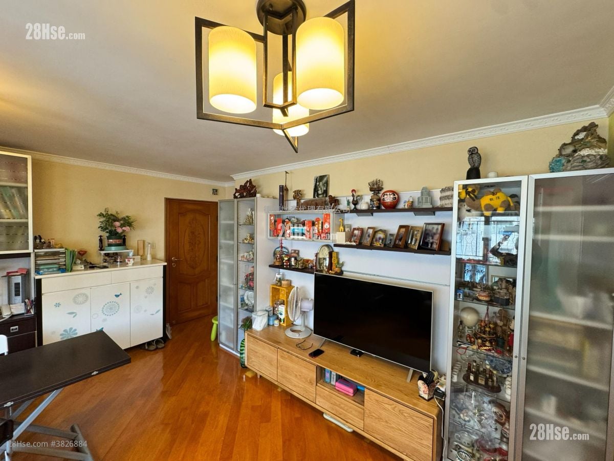 富欣花园 售盘 2 房 , 1 浴室 484 平方尺