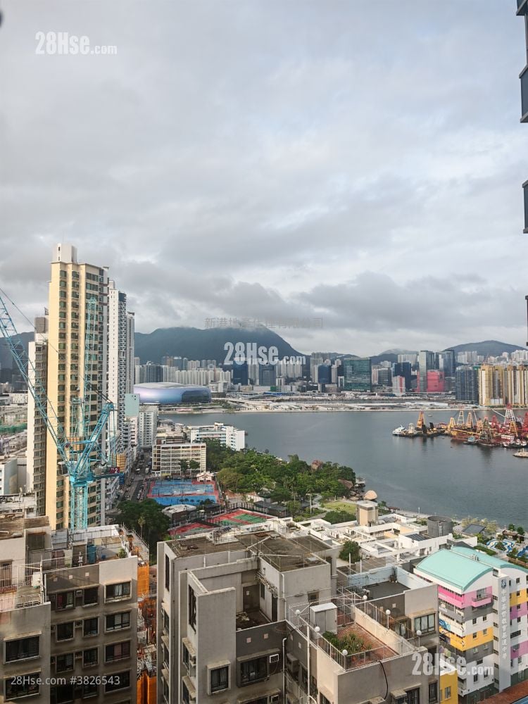 Upper East Sell 1 Bathroom 203 ft²