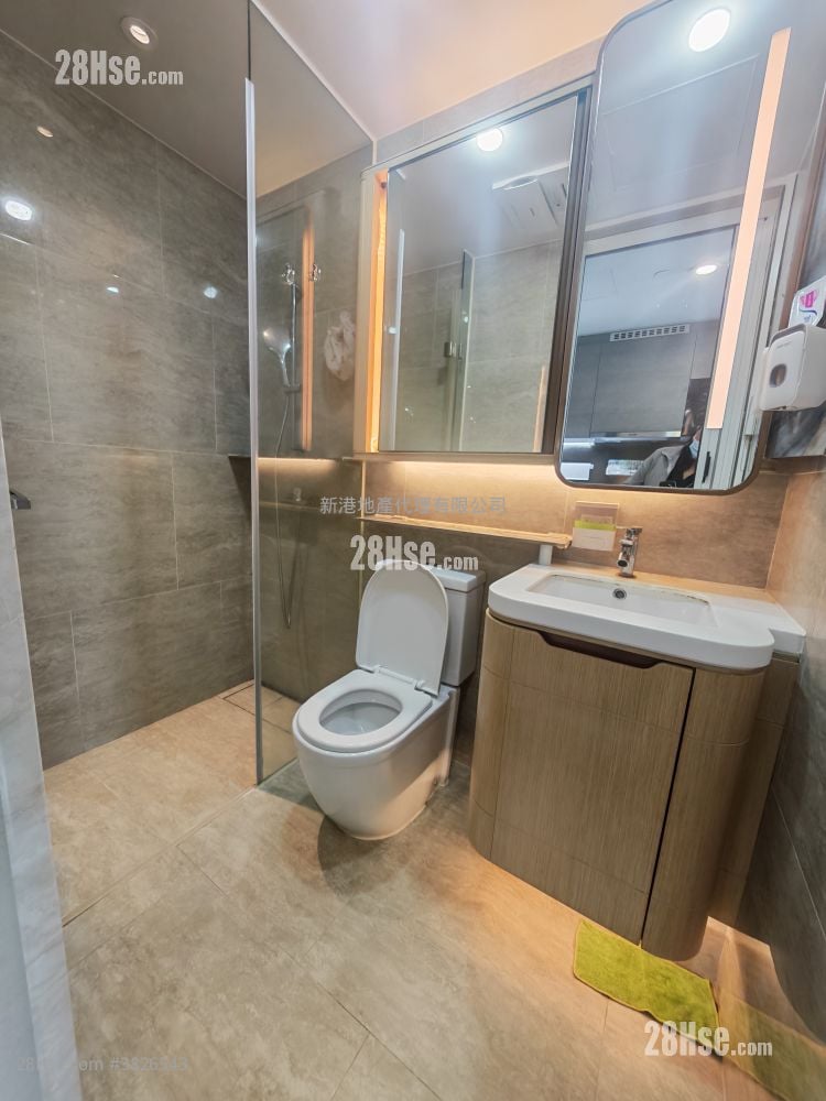 Upper East Sell 1 Bathroom 203 ft²