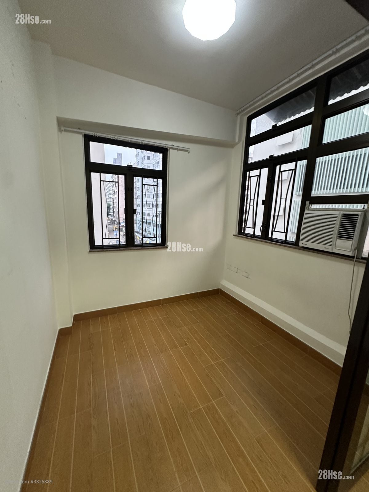 興業大樓 租盤 180 平方呎