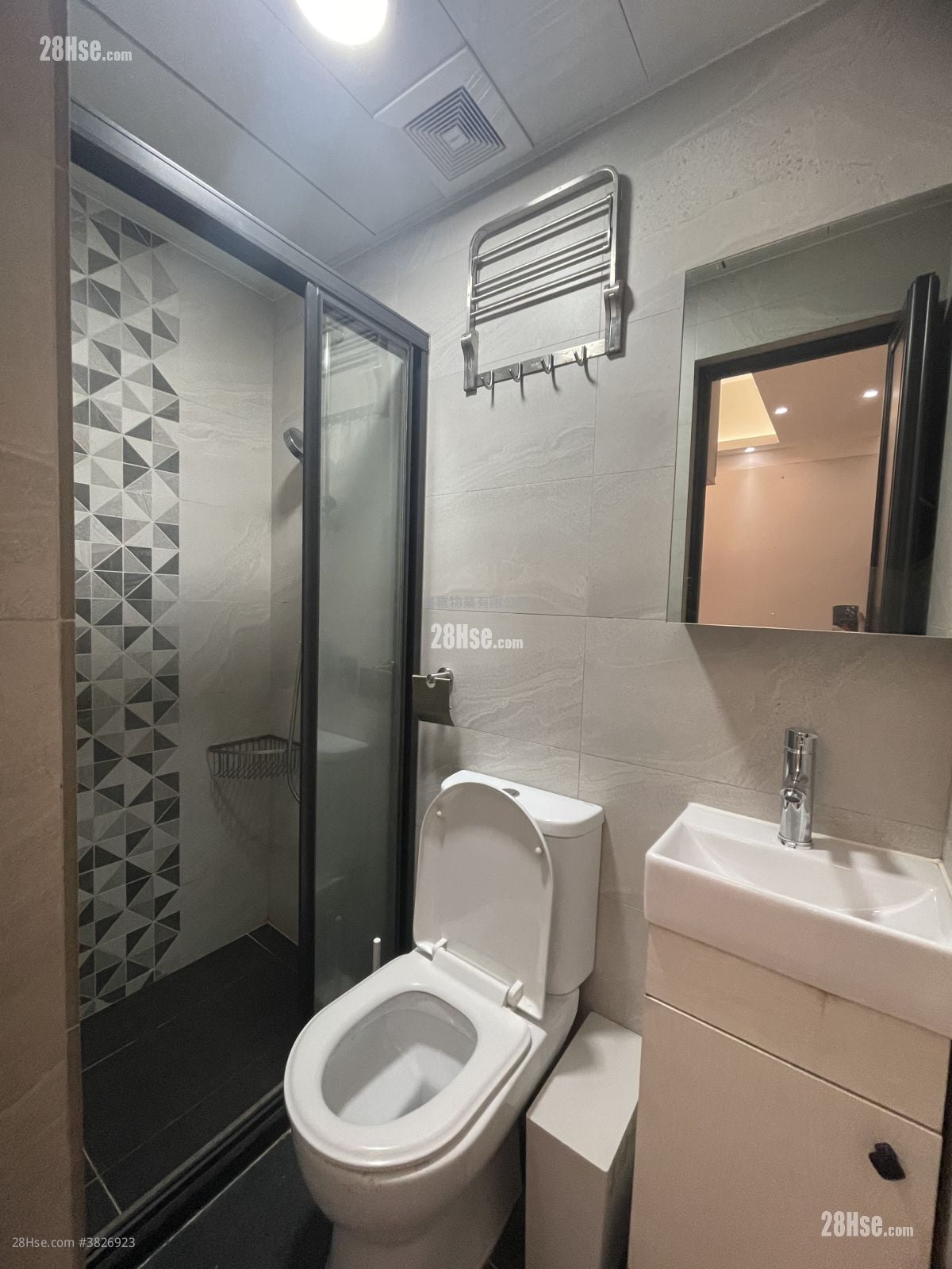 单幢楼房 租盘 1 房 , 1 浴室 210 平方尺