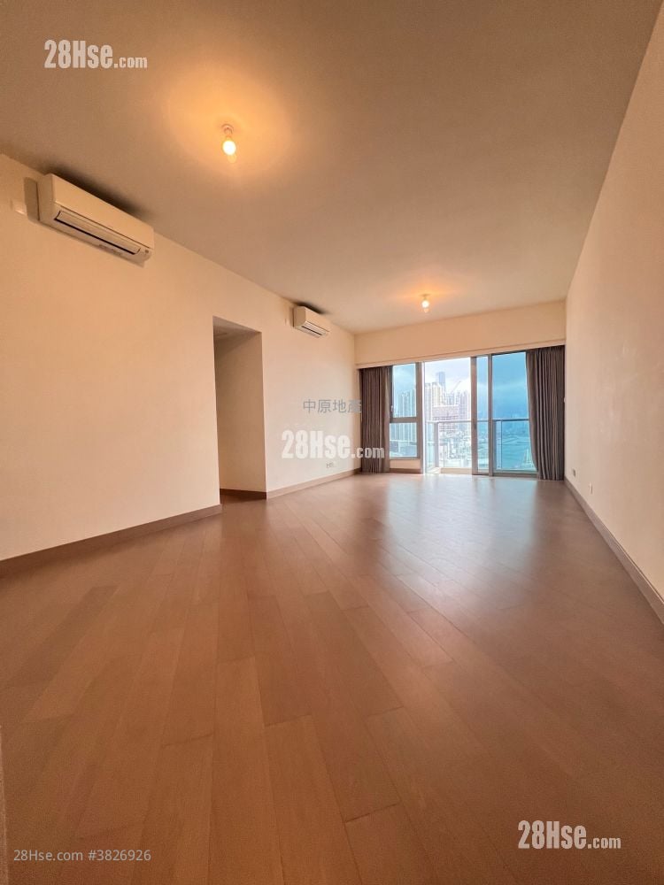 Cullinan West Sell 4 Bedrooms , 2 Bathrooms 1,320 ft²