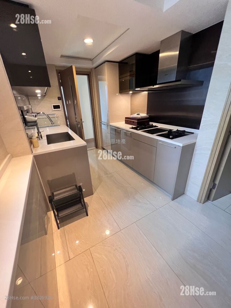 Cullinan West Sell 4 Bedrooms , 2 Bathrooms 1,320 ft²