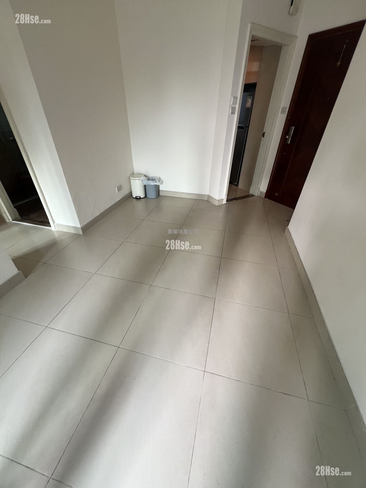 The Victoria Towers Sell 2 Bedrooms , 1 Bathroom 457 ft²