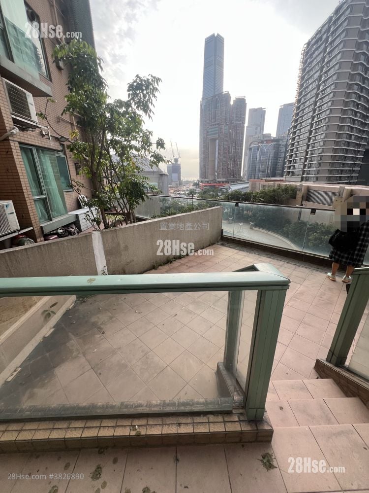 The Victoria Towers Sell 2 Bedrooms , 1 Bathroom 457 ft²