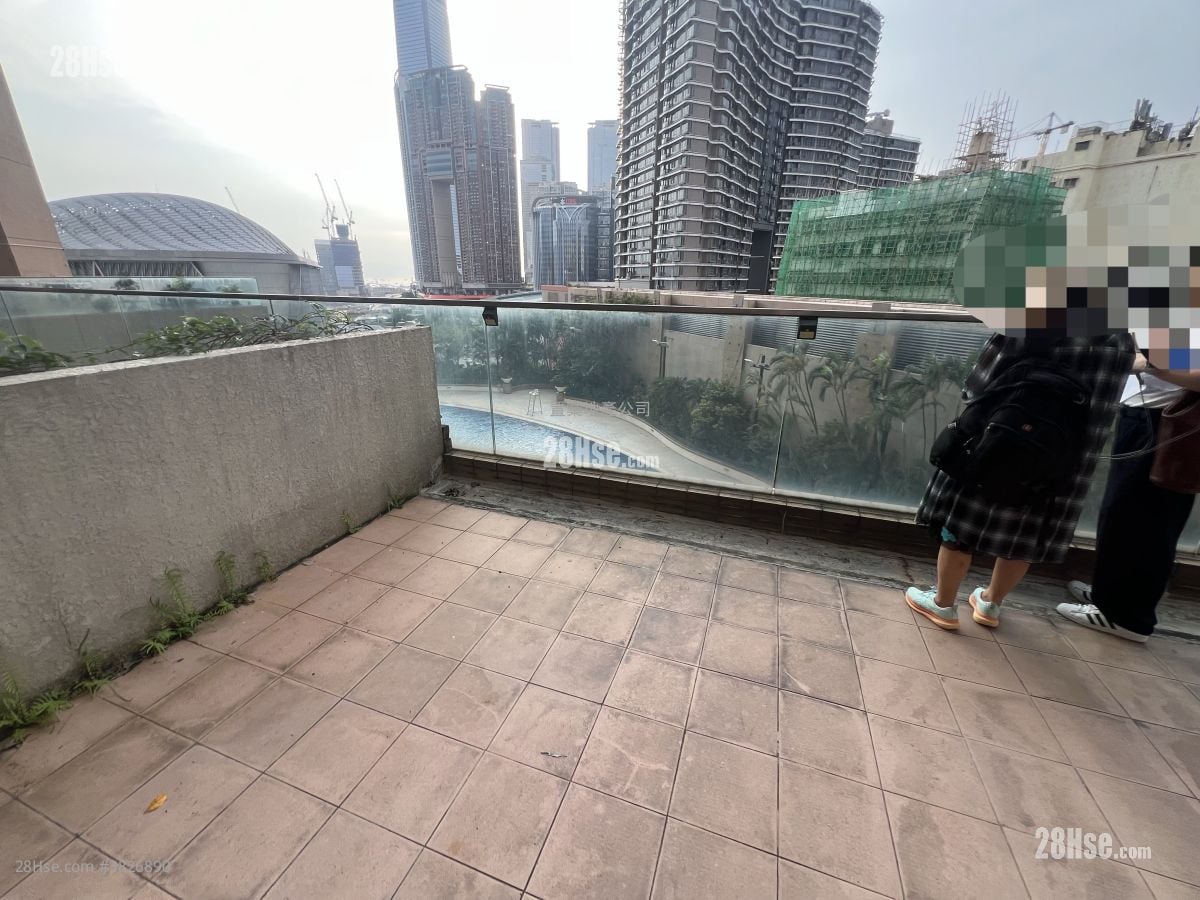 The Victoria Towers Sell 2 Bedrooms , 1 Bathroom 457 ft²