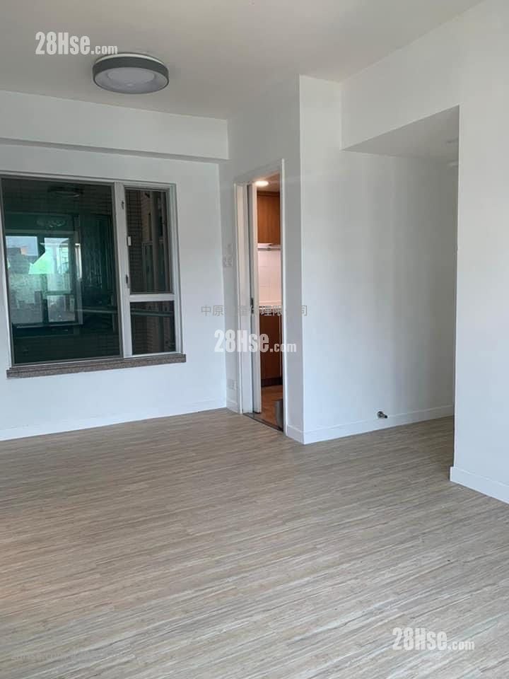 Parkland Villas Sell 2 Bedrooms 381 ft²