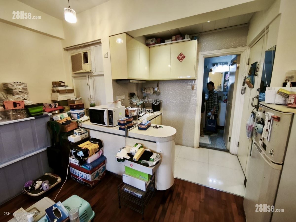 Loyal Mansion Sell 2 Bedrooms , 1 Bathroom 376 ft²