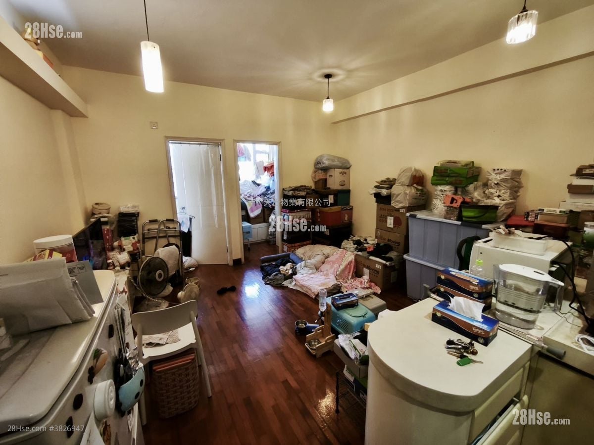 Loyal Mansion Sell 2 Bedrooms , 1 Bathroom 376 ft²