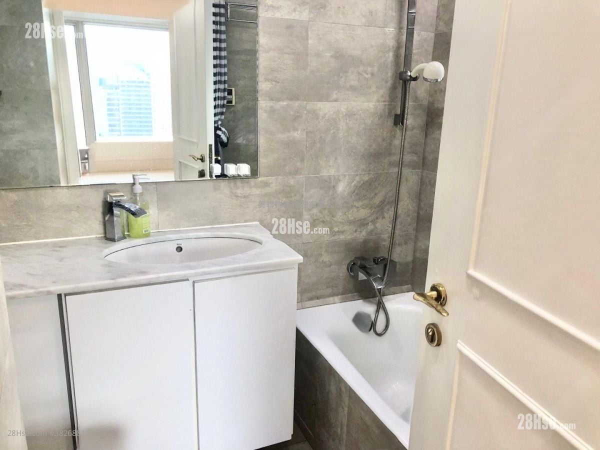 Banyan Garden Sell 3 Bedrooms 660 ft²