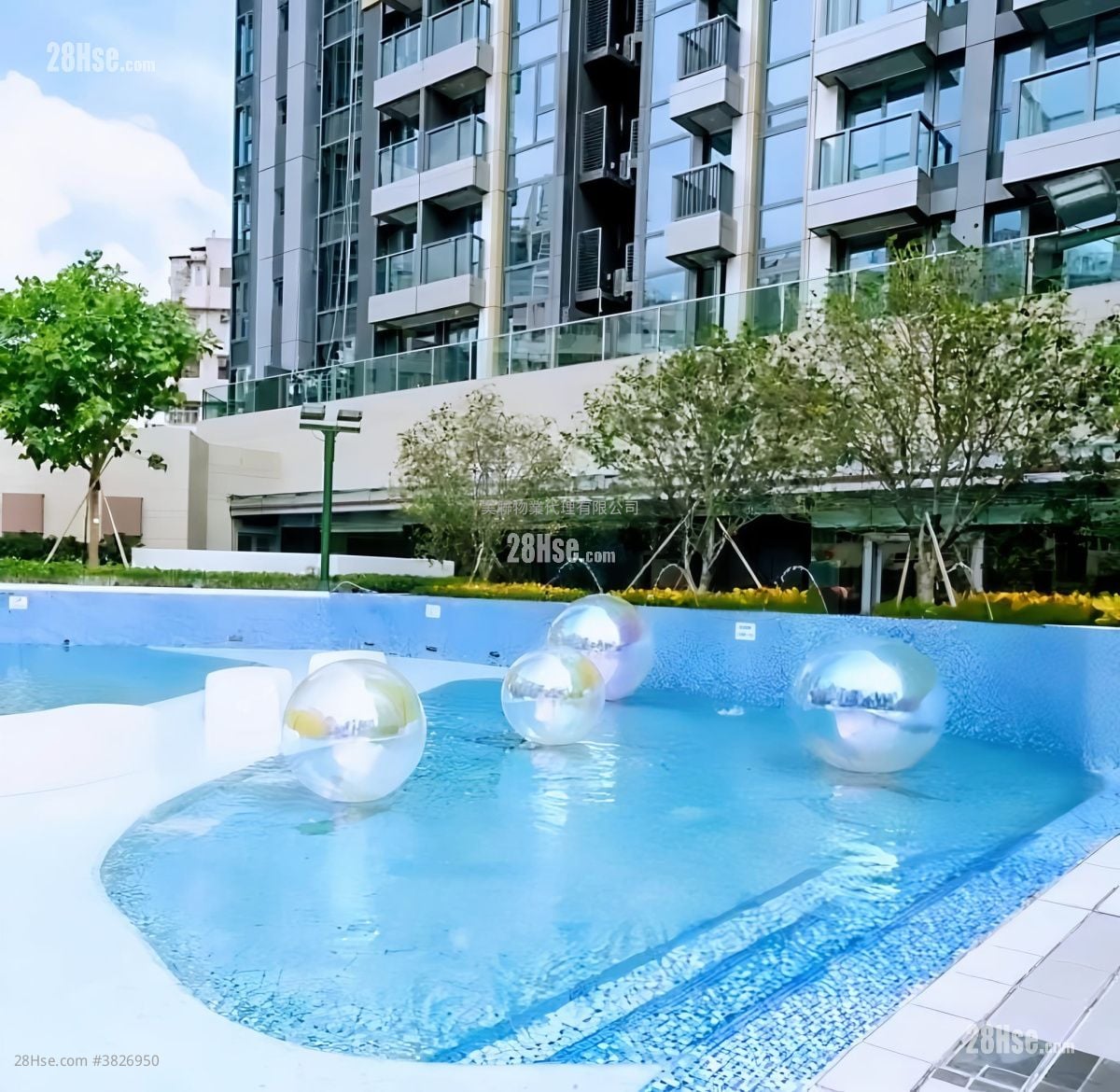 Phase 1B Of The Campton Sell 2 Bedrooms , 1 Bathroom 462 ft²