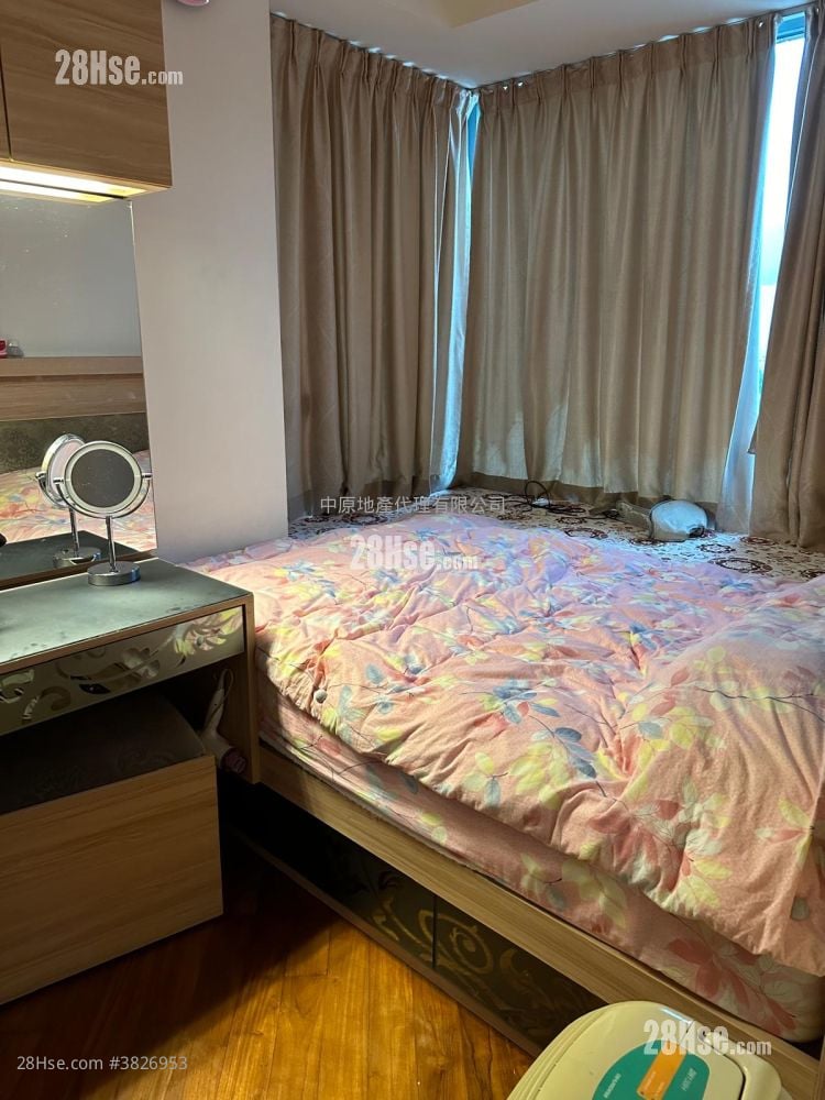 御龍山 售盤 3 房 , 2 浴室 710 平方呎