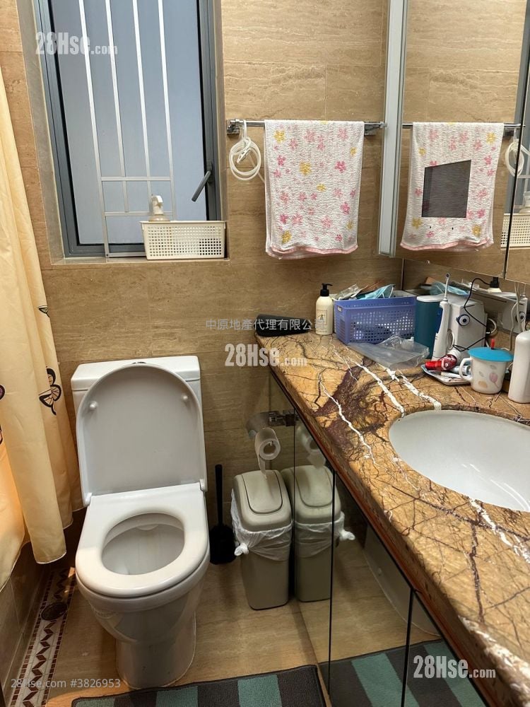 御龍山 售盤 3 房 , 2 浴室 710 平方呎