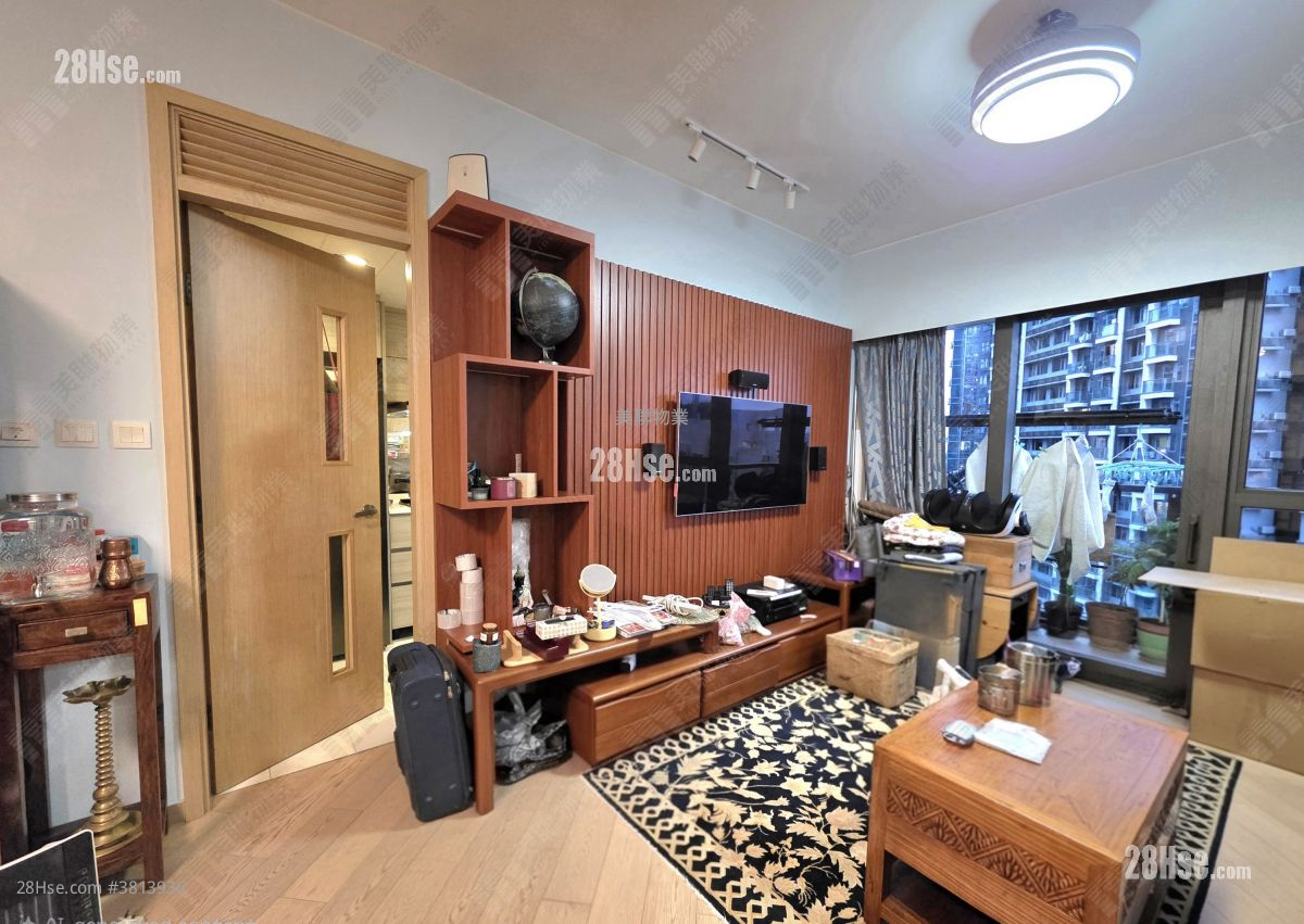 The Visionary Rental 3 Bedrooms , 2 Bathrooms 1,035 ft²