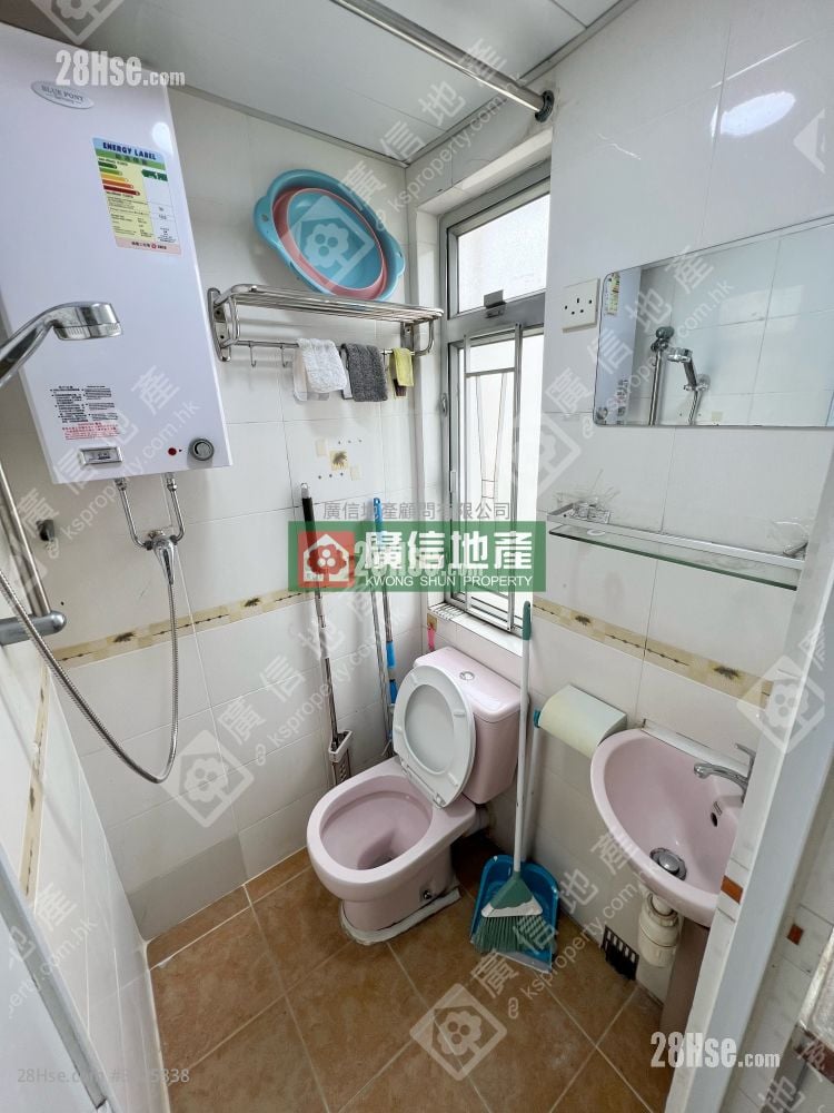 福和大樓 租盤 2 房 , 1 浴室 240 平方呎