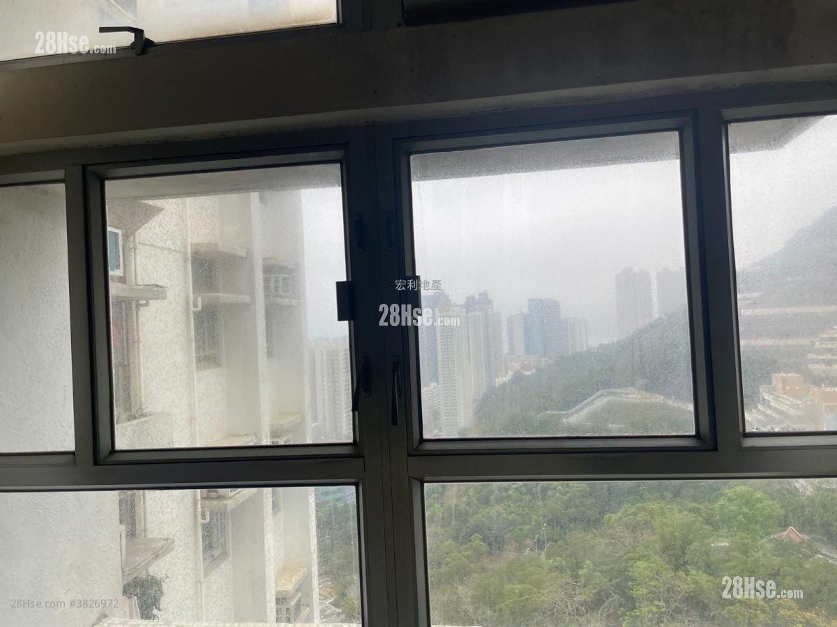 Yuet Chui Court Sell 2 Bedrooms , 1 Bathroom 407 ft²