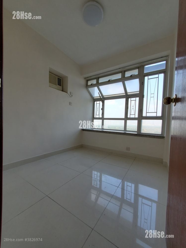 睡房 2: 嘉湖山庄 租盘 3 房 , 1 浴室 556 平方尺