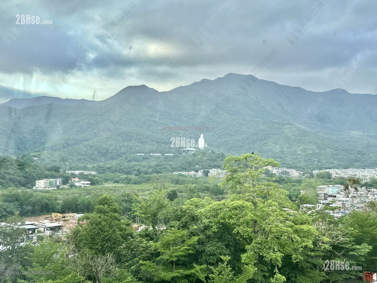 The Beverly Hills Sell 4 Bedrooms , 2 Bathrooms 1,606 ft²