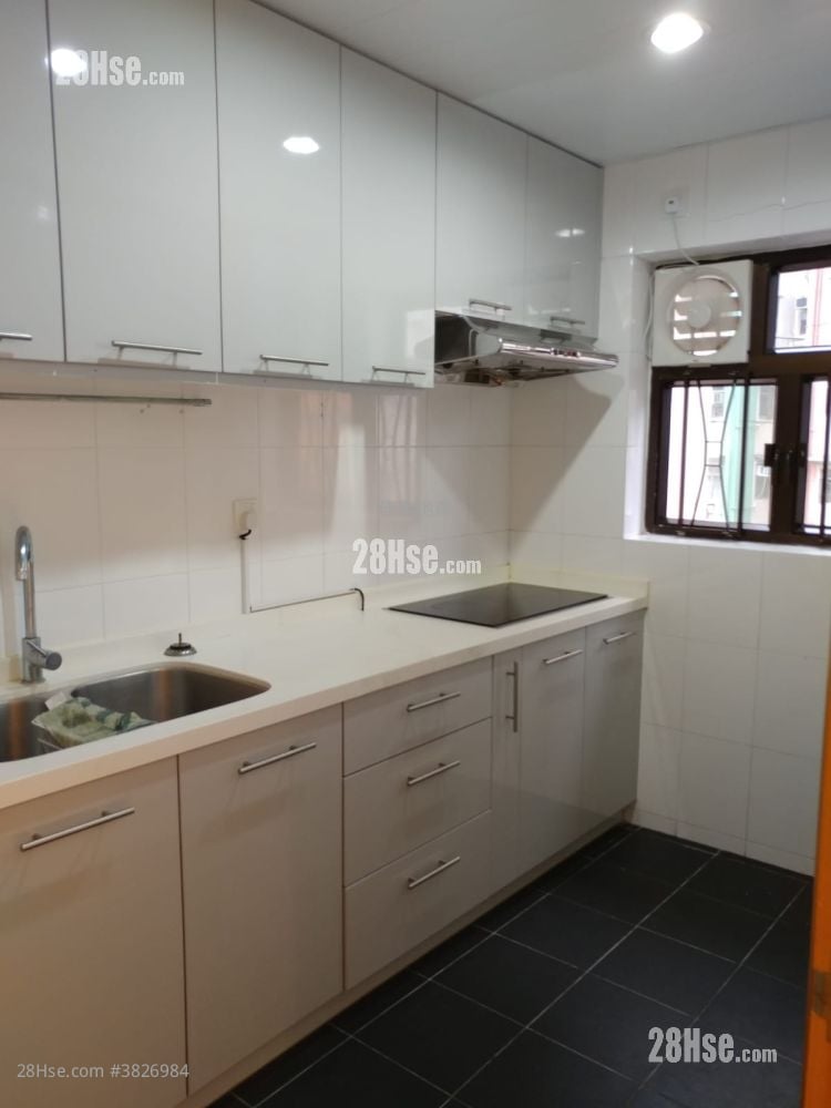 岭南大厦 租盘 3 房 , 1 浴室 705 平方尺