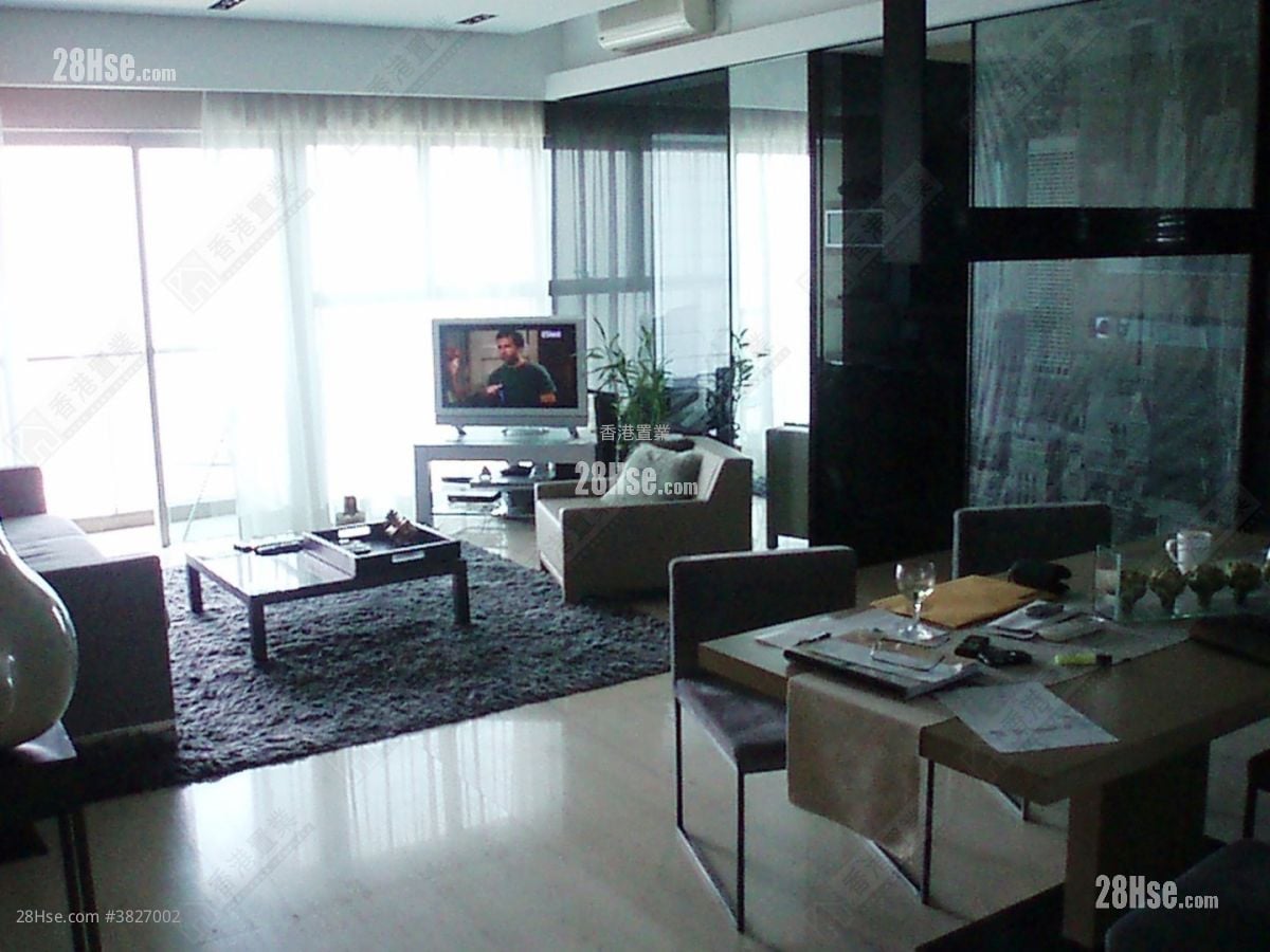 擎天半島 售盤 3 房 , 2 浴室 1,173 平方呎