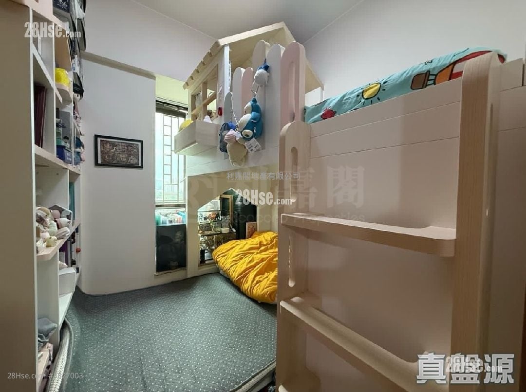 皇府山 售盤 2 房 , 1 浴室 490 平方呎