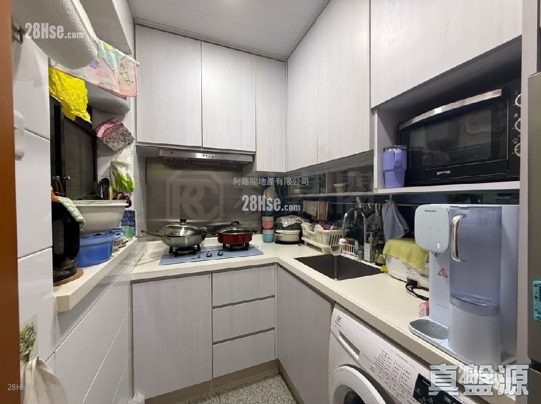 皇府山 售盤 2 房 , 1 浴室 490 平方呎